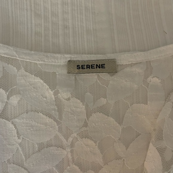 Selene White Floral white lace tunic - Picture 3 of 3